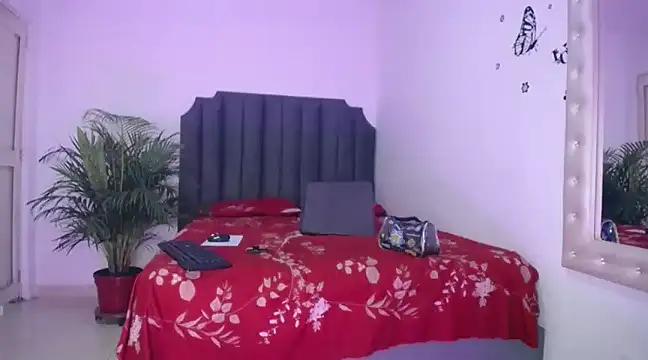 moree Queen online show from March 5, 2025, 7:06 pm