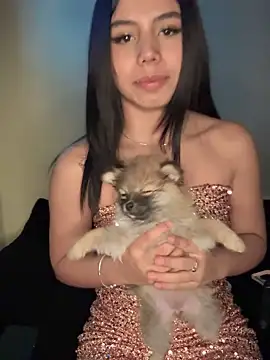 Laura-Khalifa online show from October 10, 2025, 5:19 am