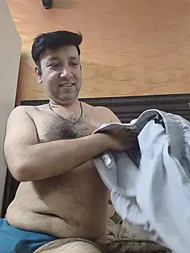 innocentboy1987 online show from July 20, 2026, 4:20 pm