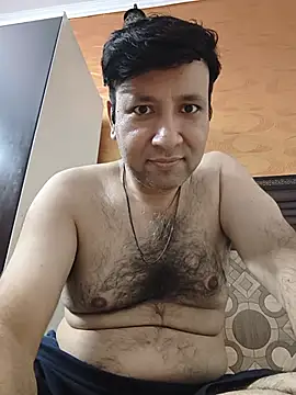 innocentboy1987 online show from July 9, 2026, 4:28 pm