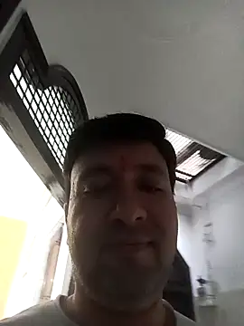 innocentboy1987 online show from September 30, 2025, 9:37 am