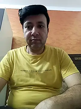 innocentboy1987 online show from May 21, 2026, 4:37 pm
