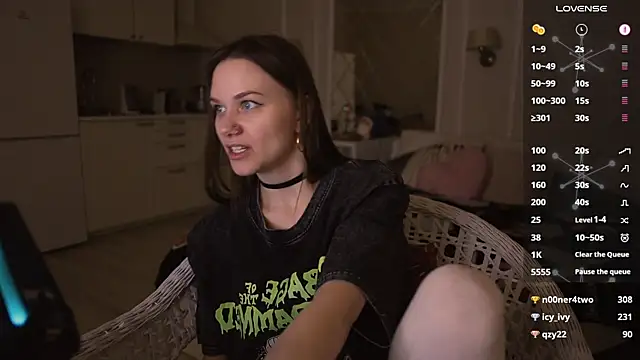 Snapshot of alexa_feels_ chatting on March 8, 2025, 9:18 pm alexa feels online show from March 8, 2025, 9:18 pm