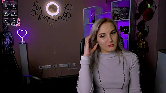 catherine kitty online show from September 25, 2025, 7:53 pm