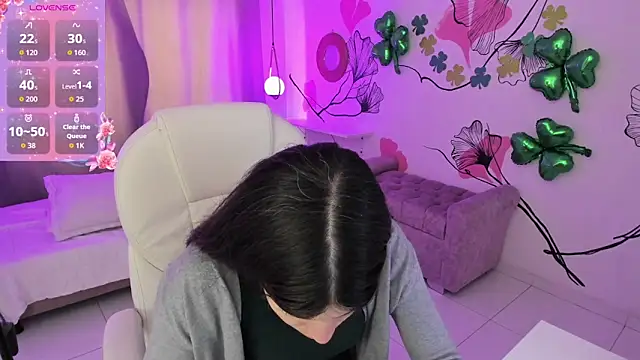 Isabela Fiorelli online show from March 30, 2026, 1:34 pm