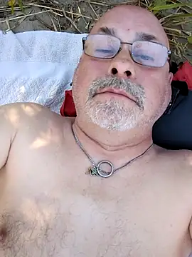 juneguy67 online show from July 17, 2026, 11:02 pm