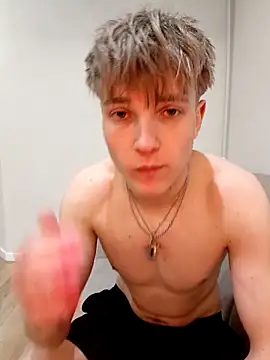 And25bn online show from February 1, 2026, 9:13 pm