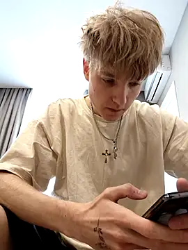 And25bn online show from October 29, 2025, 11:31 am