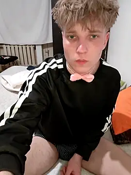 And25bn online show from April 6, 2026, 8:54 pm