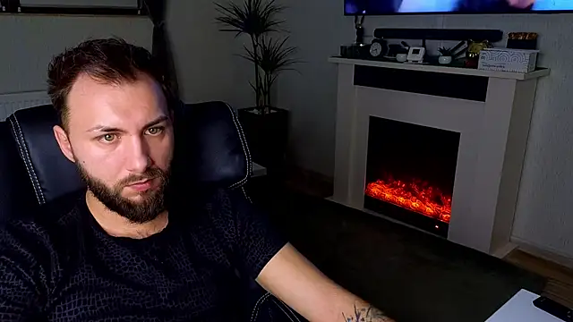 JamieNoxus online show from February 3, 2026, 6:22 am