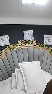 LindaBird online show from March 14, 2025, 10:27 pm