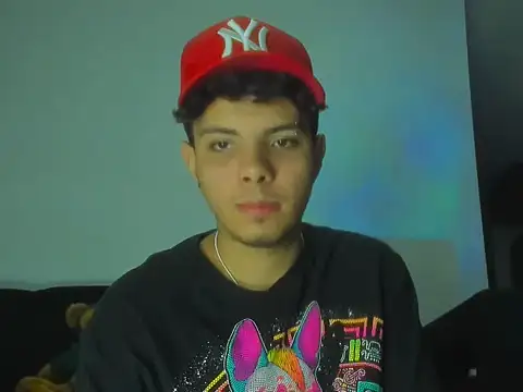 Snapshot of Alessandro_1610 chatting on February 21, 2026, 5:53 am Alessandro 1610 online show from February 21, 2026, 5:53 am