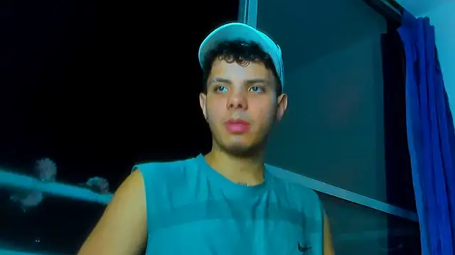 Snapshot of Alessandro_1610 chatting on November 16, 2025, 11:52 pm Alessandro 1610 online show from November 16, 2025, 11:52 pm