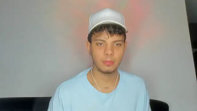 Snapshot of Alessandro_1610 chatting on February 22, 2026, 4:59 am Alessandro 1610 online show from February 22, 2026, 4:59 am