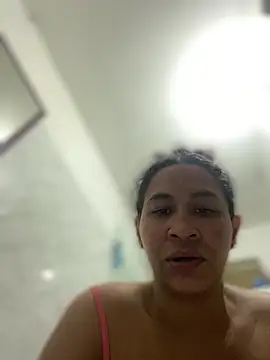 Carola-Ross online show from December 14, 2025, 5:29 pm