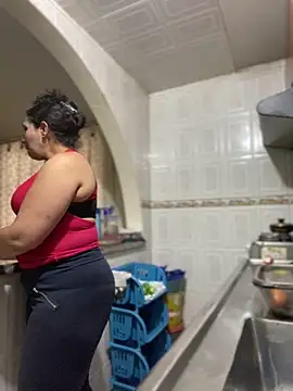 Carola-Ross online show from November 10, 2025, 5:40 pm