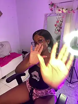 Snapshot of blackgril12 chatting on February 21, 2026, 10:23 pm blackgril12 online show from February 21, 2026, 10:23 pm