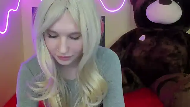 EvelinaLuu online show from February 21, 2025, 1:11 am