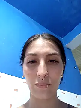 single mother indecent online show from April 14, 2026, 9:53 pm