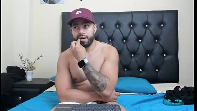 mikeblaree online show from March 5, 2025, 12:16 am