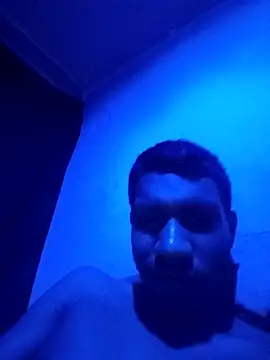 jr121221 online show from February 7, 2025, 6:56 am