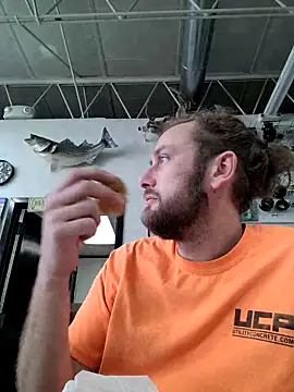 gronammo85 online show from February 28, 2025, 6:52 pm