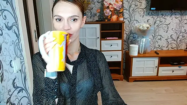 Lady Sunshine  online show from October 18, 2025, 6:26 am