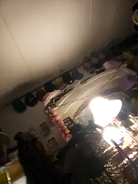 ShysluutGia online show from October 28, 2025, 5:29 am