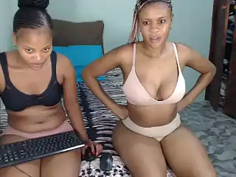 PrettyNyashX online show from February 19, 2025, 7:48 pm