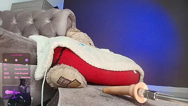 luciana hunters online show from October 15, 2025, 10:56 am