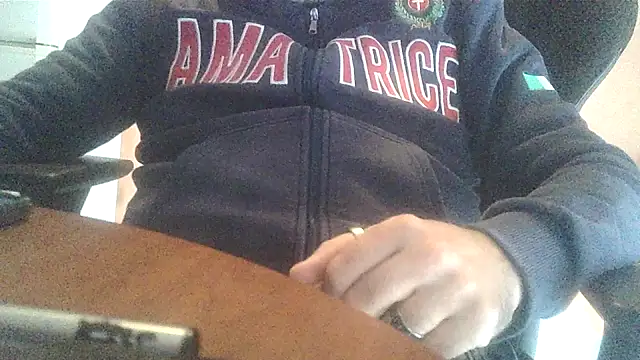 lanata online show from October 17, 2025, 2:52 pm