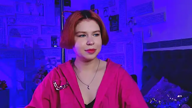 MitsukiMun online show from March 16, 2025, 3:17 pm