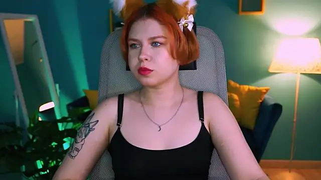 MitsukiMun online show from March 12, 2025, 6:11 pm