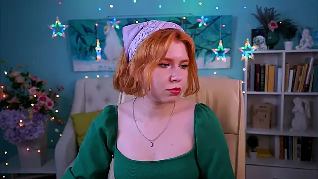 MitsukiMun online show from February 17, 2025, 3:33 pm