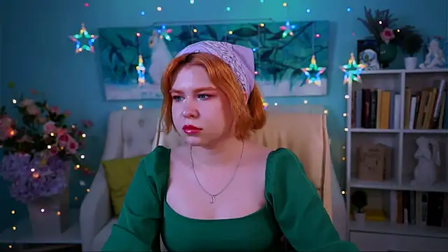 MitsukiMun online show from February 17, 2025, 6:39 pm