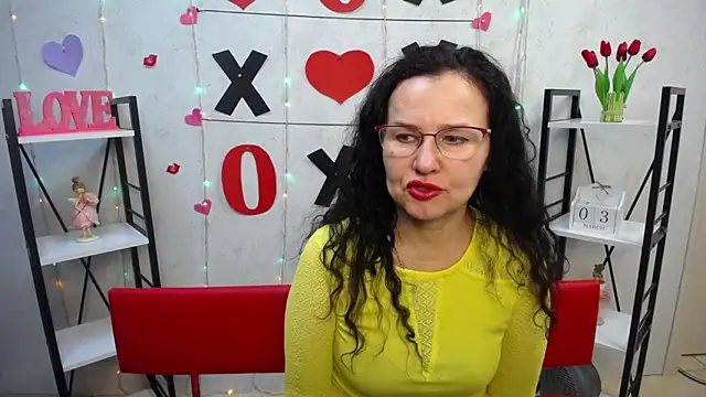 Snapshot of Miroslava_Happi chatting on March 4, 2025, 6:15 am Miroslava Happi online show from March 4, 2025, 6:15 am
