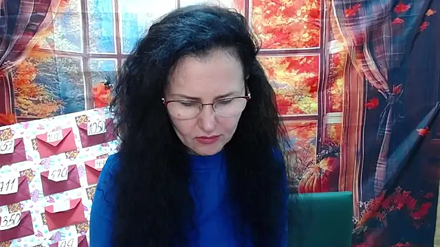 Snapshot of Miroslava_Happi chatting on November 17, 2025, 7:01 am Miroslava Happi online show from November 17, 2025, 7:01 am