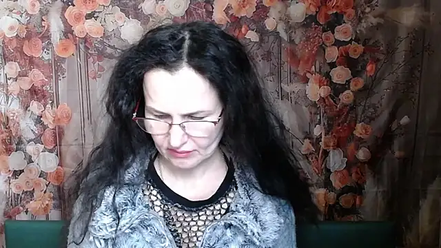 Miroslava Happi online show from February 11, 2026, 6:46 am