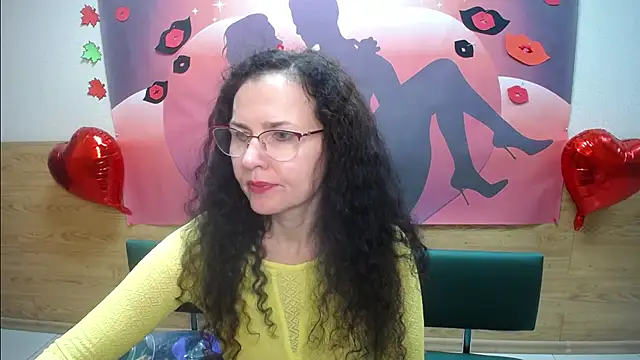 Snapshot of Miroslava_Happi chatting on October 1, 2025, 6:40 am Miroslava Happi online show from October 1, 2025, 6:40 am