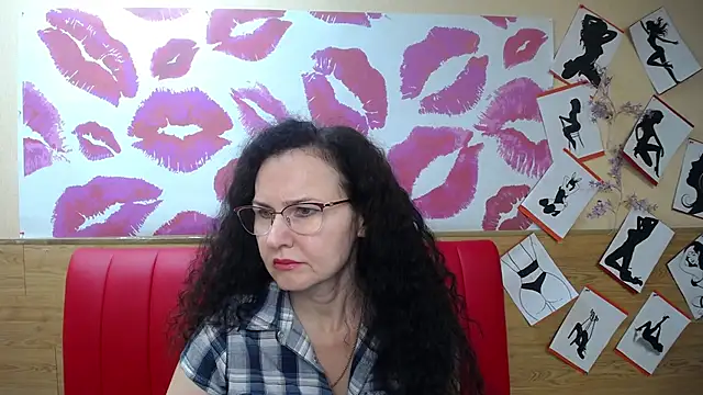 Snapshot of Miroslava_Happi chatting on September 11, 2025, 6:02 am Miroslava Happi online show from September 11, 2025, 6:02 am