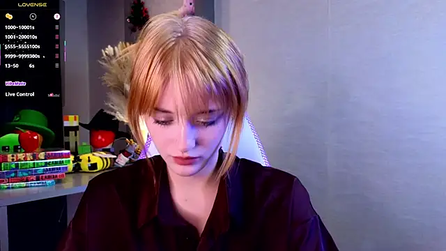 Hisoka akerley online show from September 11, 2025, 4:18 pm