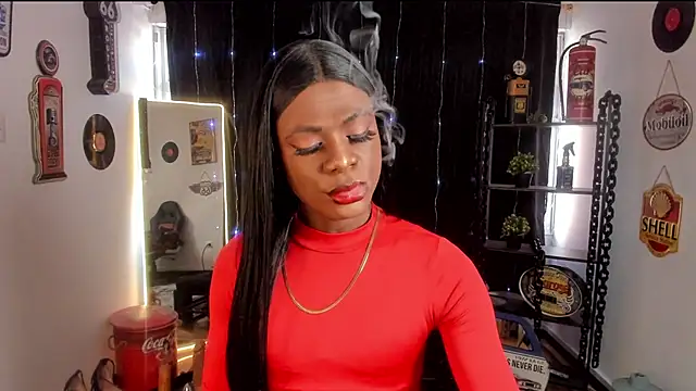 anuvyz miller  online show from October 21, 2025, 12:04 pm