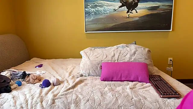 MrsJanetM online show from February 16, 2025, 2:00 pm