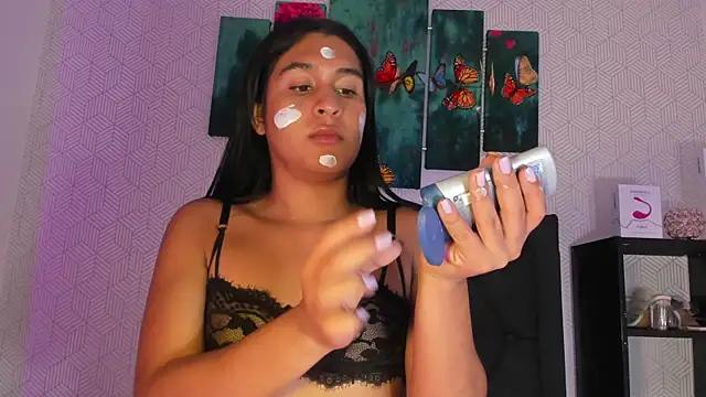 Selena fox7 online show from October 17, 2025, 3:32 am