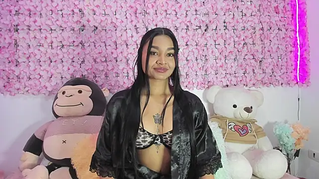 Lynda Bonnie online show from November 8, 2025, 1:25 pm