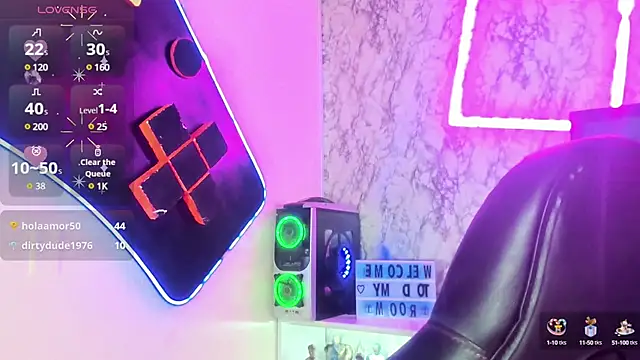 emelly horny  online show from March 18, 2025, 11:44 am