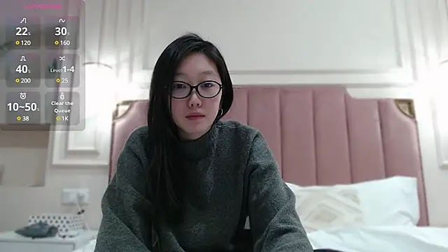 linlinnnnn online show from February 13, 2025, 7:56 am