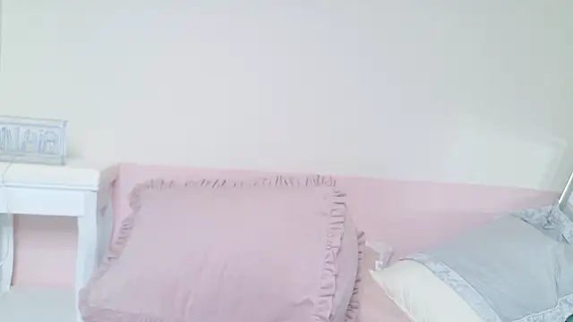 Snapshot of -nyanko- chatting on October 28, 2025, 2:27 pm -nyanko- online show from October 28, 2025, 2:27 pm