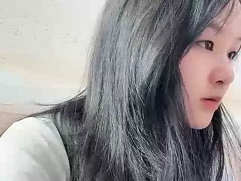 Mia-77 online show from October 15, 2025, 12:53 am