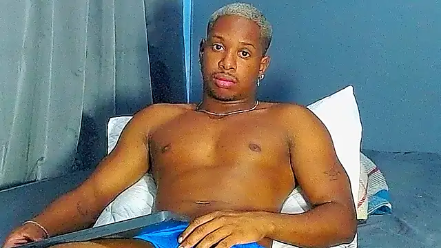 Snapshot of JackBlackone chatting on October 8, 2025, 2:13 am JackBlackone online show from October 8, 2025, 2:13 am